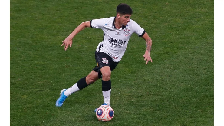 Ángelo Araos se va del Corinthians para firmar con el Necaxa
