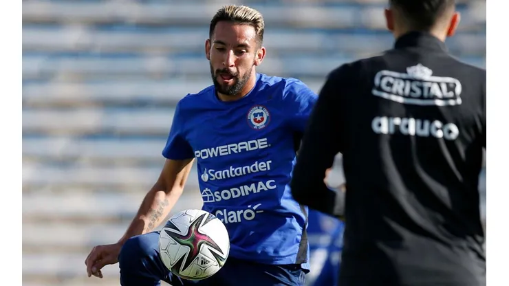 Mauricio Isla superó sin problemas la cuarentena por contacto estrecho y se reincorporó a los trabajos de La Roja pensando en Ecuador