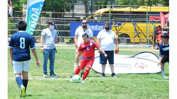 Con equipos de las regiones Metropolitana y de Valparaíso se desarrolló la Copa de Fútbol de Olimpiadas Especiales.