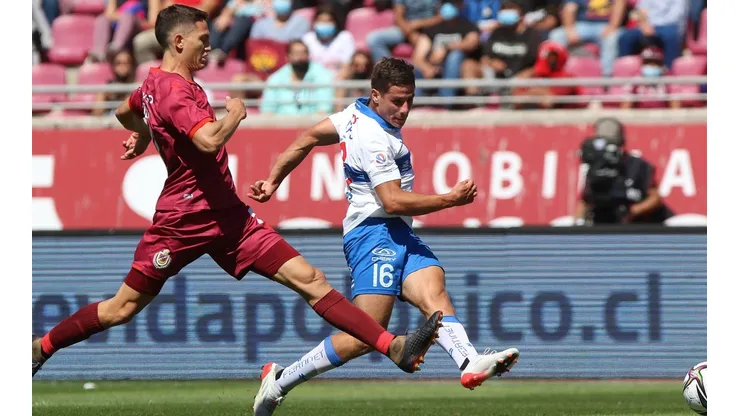Universidad Católica se impuso con marcador de 2-0 ante Deportes La Serena.