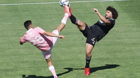 La disputa del título entre Colo Colo y la UC ha llegado a lo administrativo por los contactos estrechos.