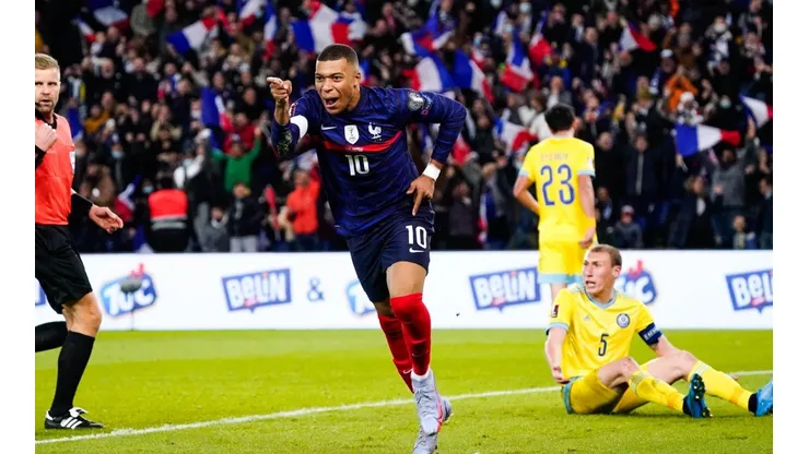 Kylian Mbappé se lució un cuatro goles sobre Kazajistán.