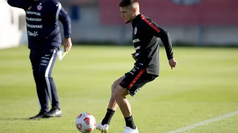 Leo Gil le entregó su apoyo a la selección chilena