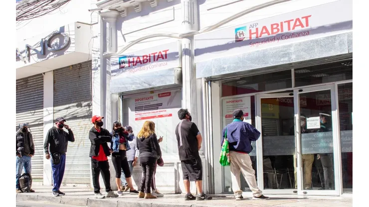 Cada AFP paga el bono al usuario.