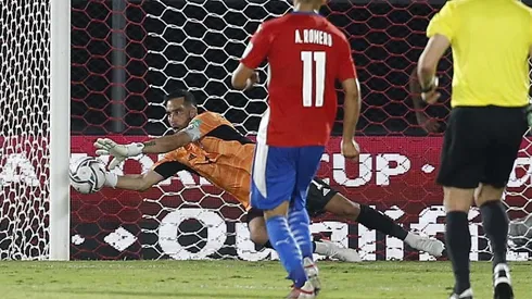 Bravo frente a Paraguay: Chile se impuso en Asunción y se mete arriba en la tabla.