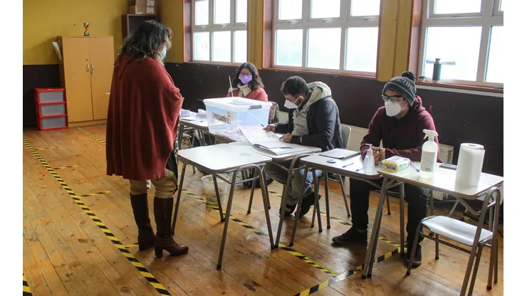 ¿Cuáles son los candidatos a diputados del Distrito 15?