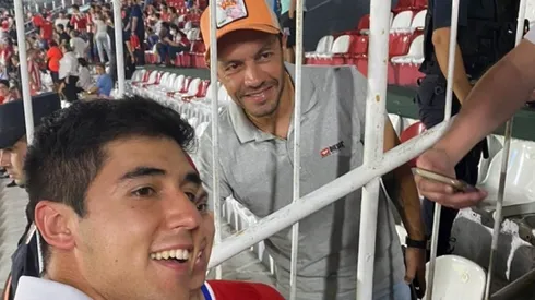Marcelo Díaz apareció en el Defensores del Chaco para alentar a la Roja