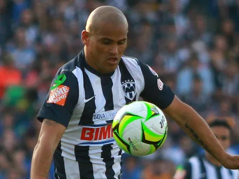 Chupete Suazo se luce con asistencia de gol para Raya2