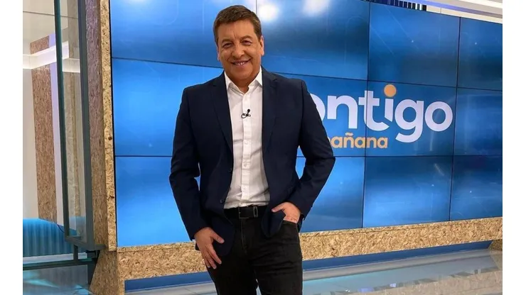 Julio César Rodríguez en el set de Contigo en la Mañana.