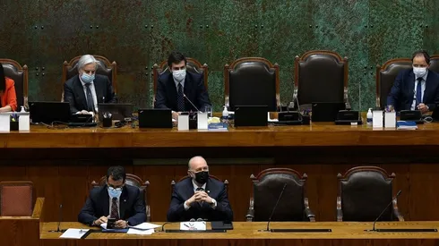 Senado vota cuarto retiro