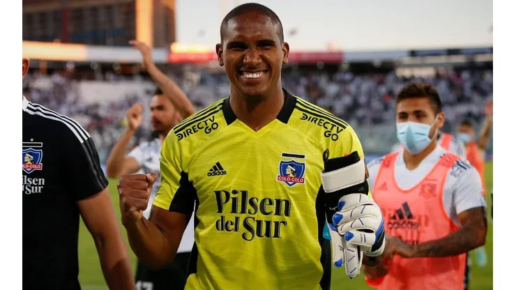 Omar Carabalí será titular por primera vez con la camiseta de Colo Colo