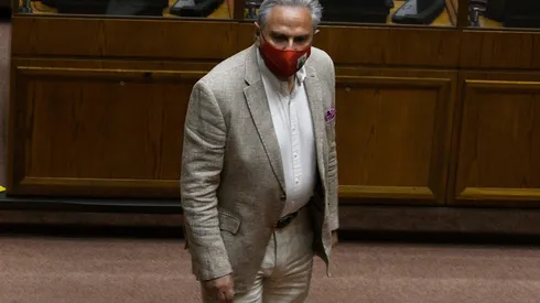 ¿Por qué Moreira abandonó discusión del cuarto retiro?