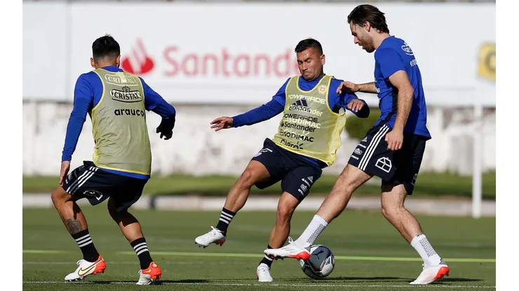 Ben Brereton en el primer entrenamiento de la Roja