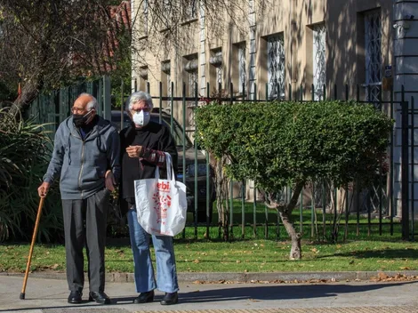 ¿A qué bonos pueden postular los adultos mayores?
