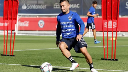 Jean Meneses reafirma que la Roja va por los tres puntos en Asunción