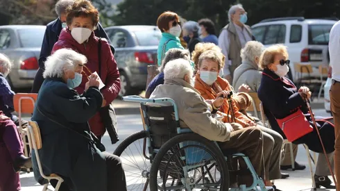 Bonos disponibles para adultos mayores