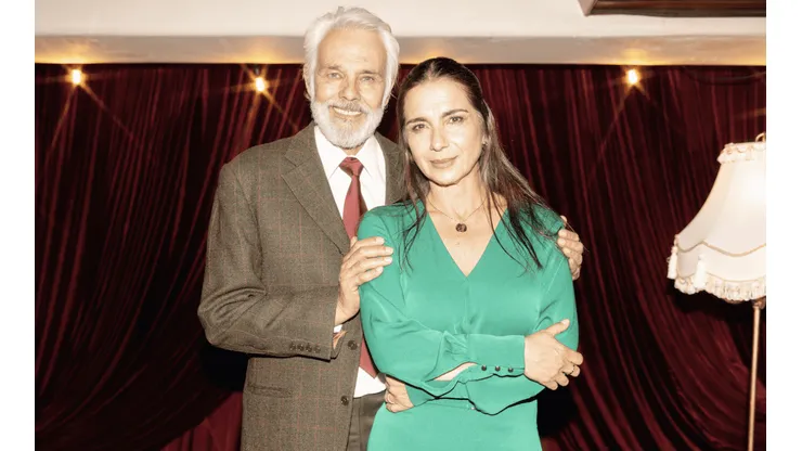 Fernando Kliche y Katty Kowaleczko en el set de lo nuevo de Movimiento Original.