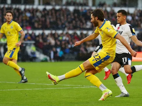 Fanático chileno viaja a Inglaterra para ver a Ben Brereton