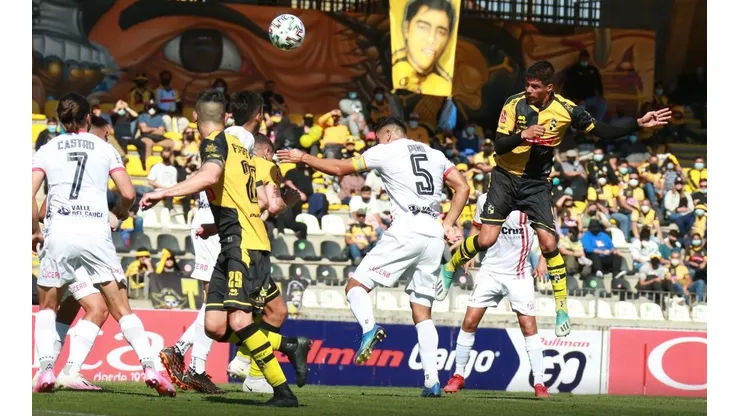 Coquimbo Unido venció a Unión San Felipe y está a un paso de volver a Primera