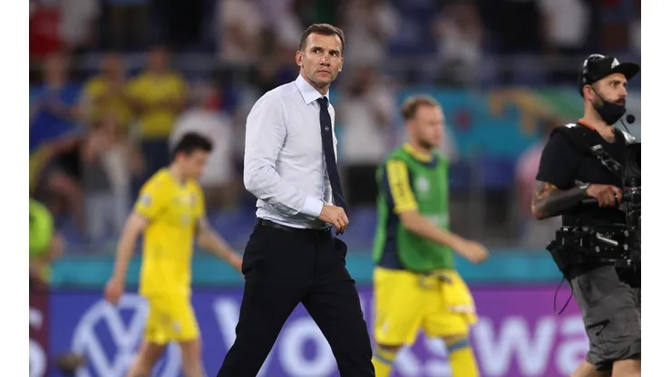 Shevchenko viene de dirigir a la selección de Ucrania