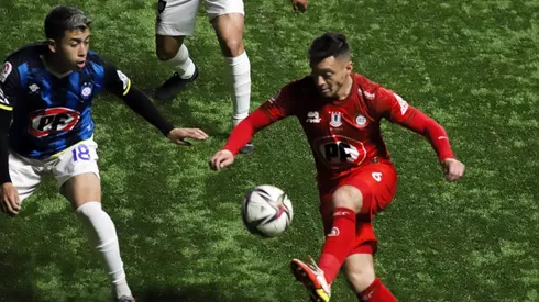 Huachipato consiguió su segunda victoria consecutiva y sueña con salvarse.