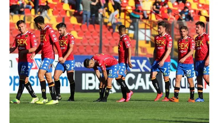 Unión Española pierde a siete jugadores por culpa del coronavirus