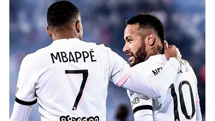 Neymar y Mbappé se hicieron un festín en Burdeos y son líderes sin oposición de la liga francesa