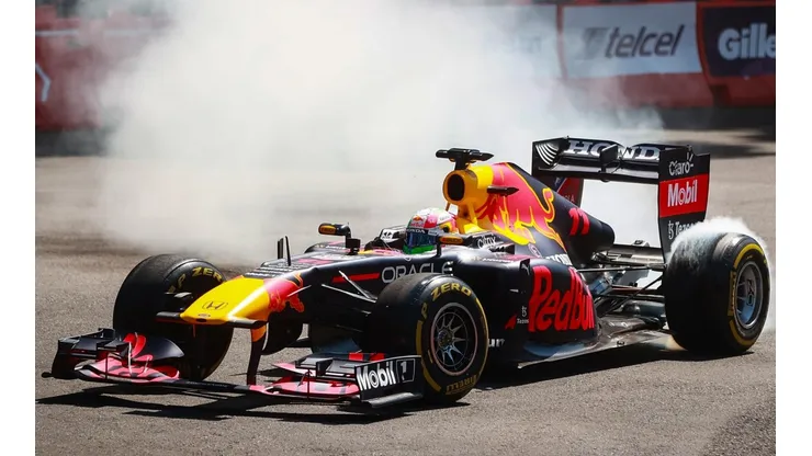 Sergio Checo Pérez busca su segundo triunfo de la temporada en el Gran Premio de México.