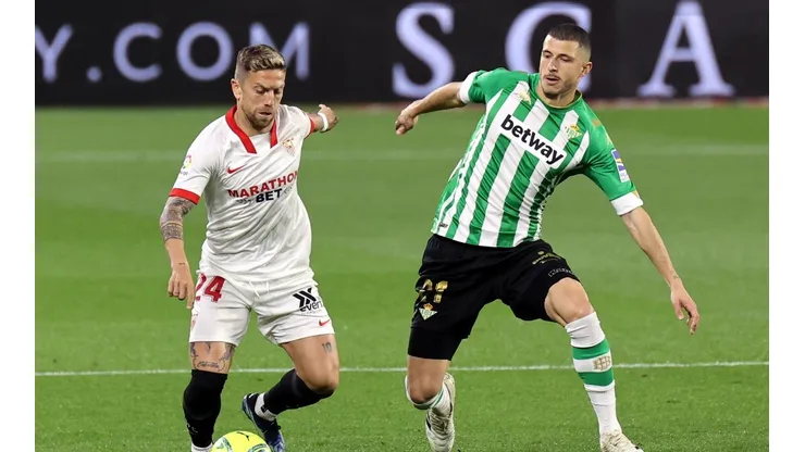 Real Betis recibe a Sevilla en una nueva edición del derbi de Sevilla por LaLiga de España este domingo.