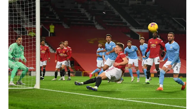Manchester City está a 5 puntos del líder de la Premier, Chelsea.