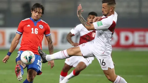 Joaquín Montecinos fue llamado de emergencia la última fecha FIFA donde tuvo su estreno ante Perú, en Lima.