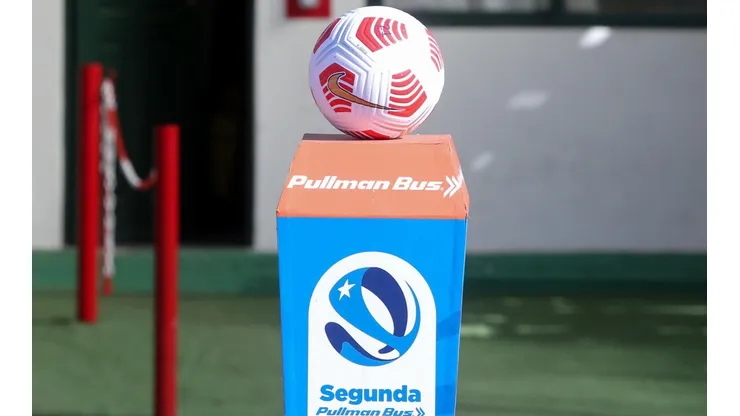 Restan solo tres fechas para el termino del campeonato de Segunda División.