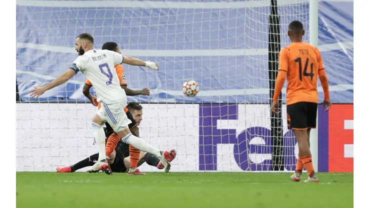 Real Madrid tuvo a un inspirado Benzema para vencer al Shakhtar
