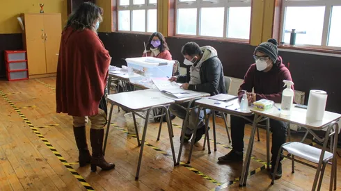 Vocales de mesa nuevos recibirán una mayor bonificación.