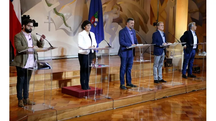 ¿Qué dijeron los candidatos en el debate presidencial de la U de Chile?