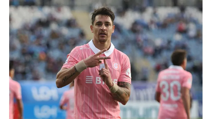 Fernando Zampedri celebró con la "F" de Fernanda, su esposa.