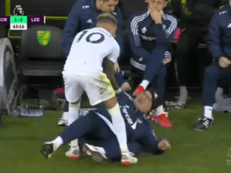 ¡Cuidado con el Profe! Bielsa se pega flor de porrazo en la Premier