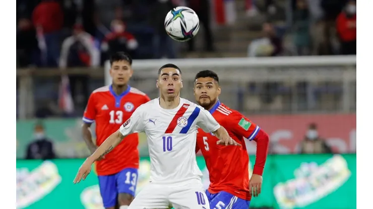 Miguel Almirón encabeza la primera nómina de Guillermo Barros Schelotto con Paraguay.