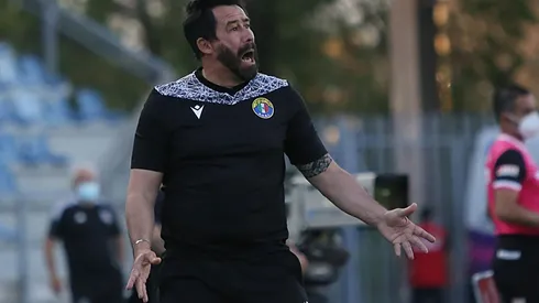 Vitamina Sánchez en el duelo de Audax contra Colo Colo repleto de juveniles.