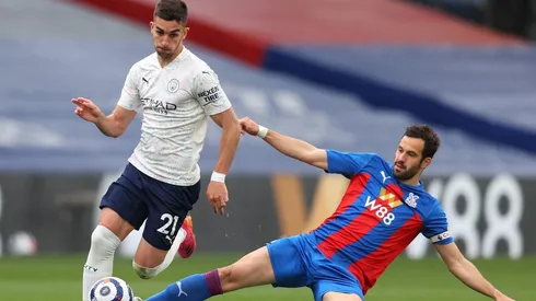 Manchester City se acerca a la punta de la Premier.