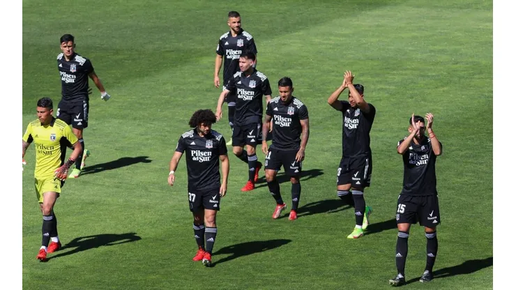 Colo Colo sigue en problemas
