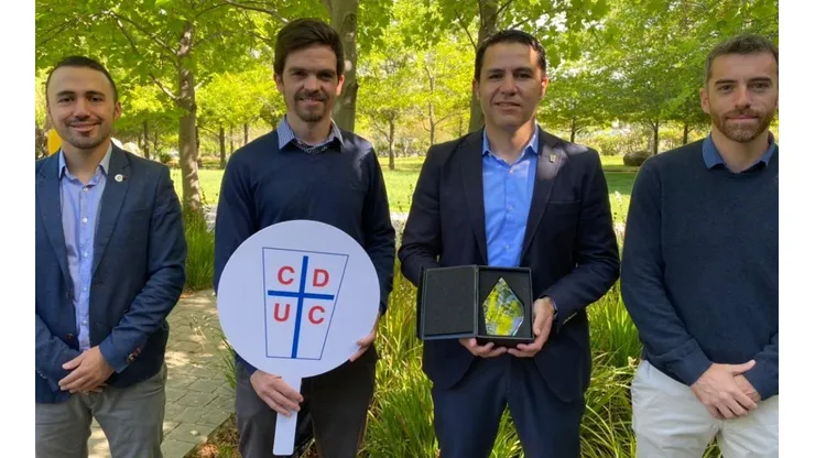 El Gerente General de Cruzados, Juan Pablo Pareja, agradeció la entrega del importante galardón