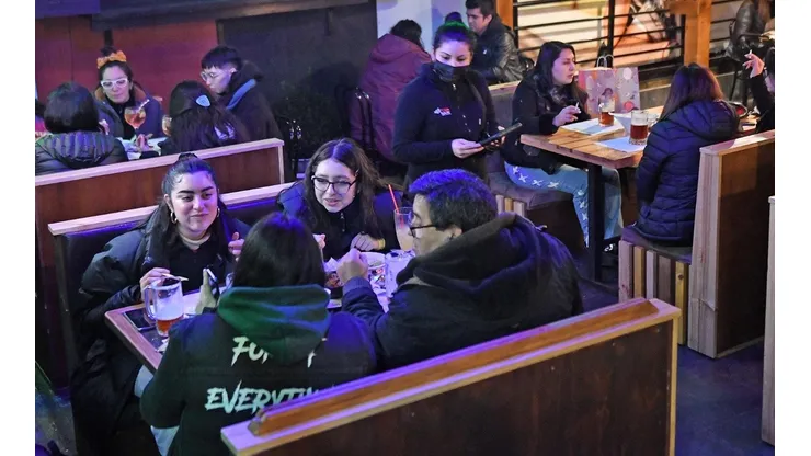 ¿Hay toque de queda en alguna Fase del Plan Paso a Paso?