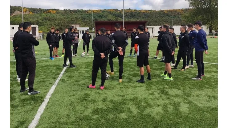 El plantel de Cobreloa entrenó finalmente con la totalidad de sus jugadores esta mañana en Puerto Montt