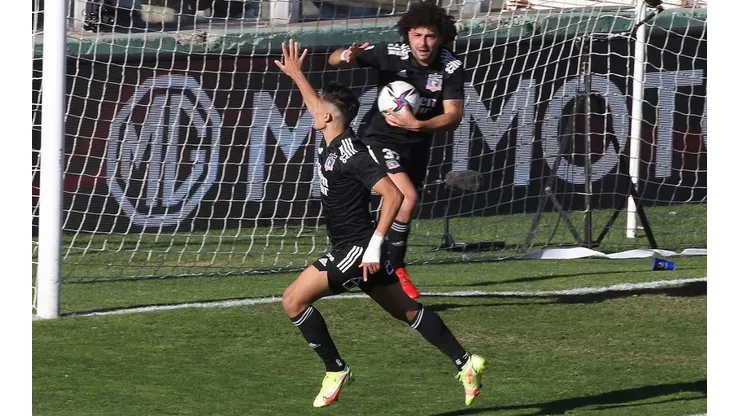 Pablo El Pibe Solari y su gol ante la Católica... que no vio.