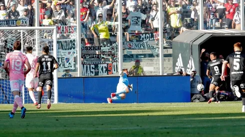 Parraguez en el momento de su gol