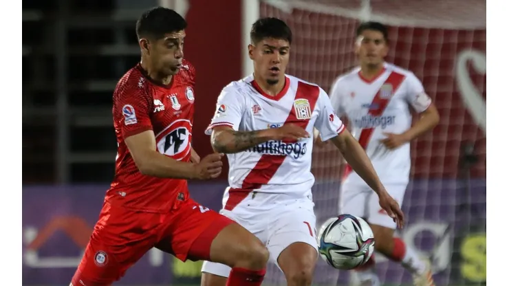La Calera y Curicó empataron, moviendo la tabla de posiciones del Campeonato Nacional.