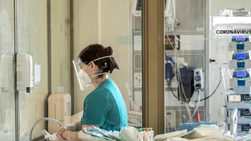 Nuevamente se registra un alza de casos en las últimas 24 horas.