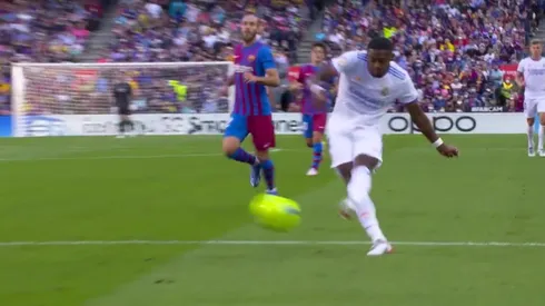 Alaba anotó la apertura de la cuenta en el clásico entre Real Madrid y Barcelona