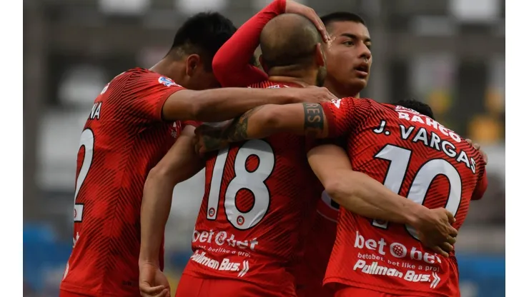 Unión La Calera pierde a tres jugadores por coronavirus